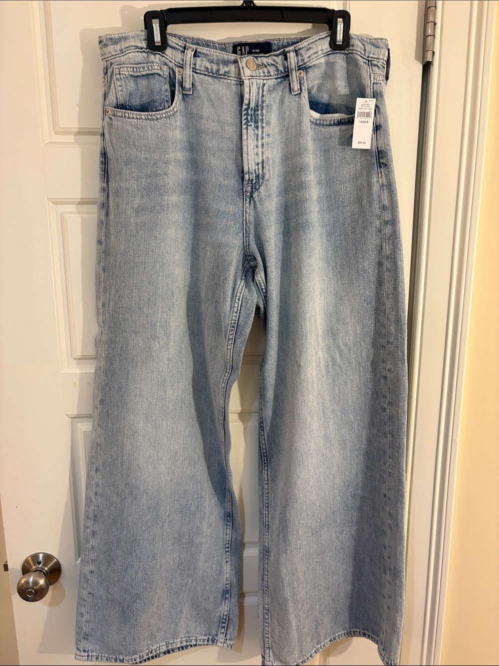 GAP Light Blue Wide Leg Women's Hi-Rise Jeans 14/32. (NWT)